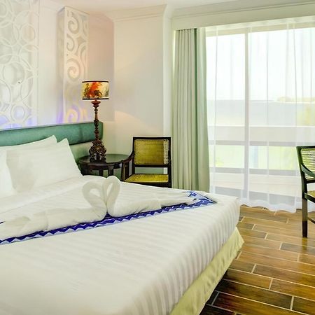 Vitalis White Sands Vigan Extérieur photo
