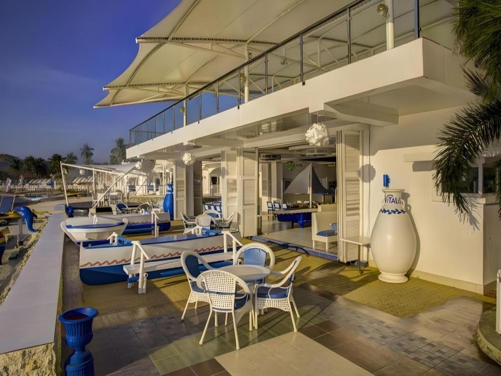 Vitalis White Sands Vigan Extérieur photo